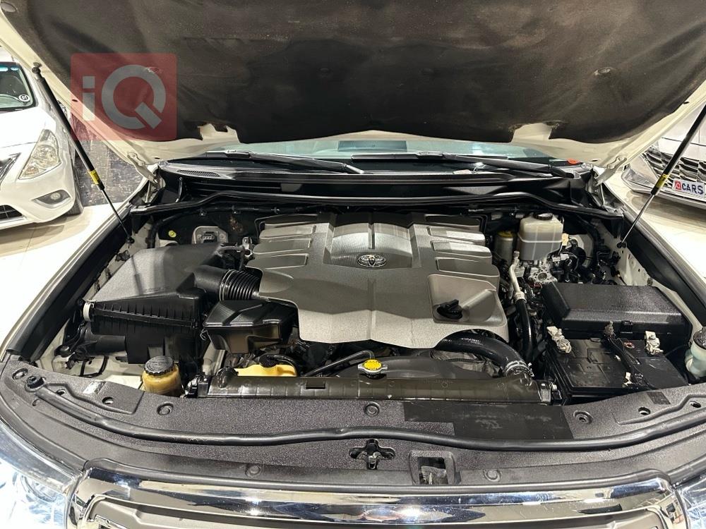 تويوتا لاندكروزر